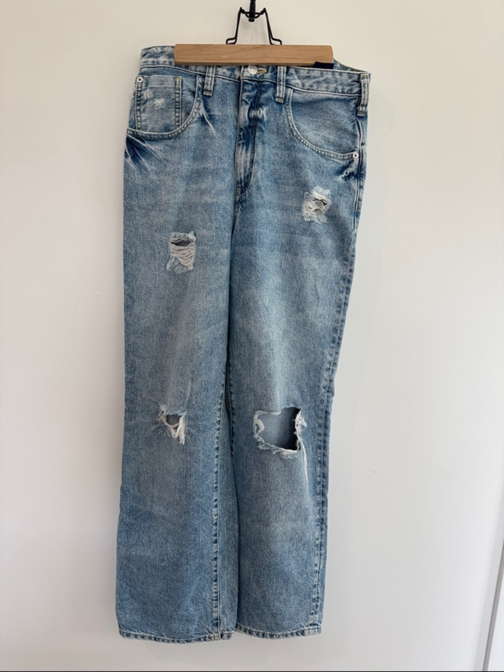 Pilcro Light Wash Distressed High-Rise Women’s Jeans